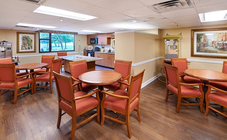 Senior Star at Burgundy Place, Tulsa, OK 4