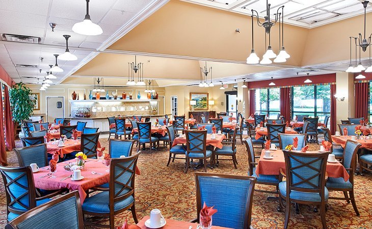 Senior Star at Burgundy Place, Tulsa, OK 7