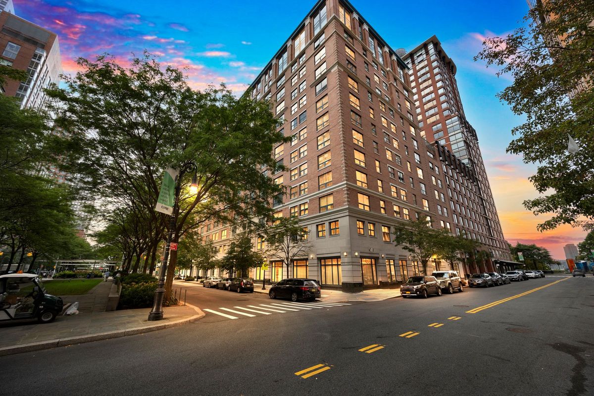 The Capstone, New York, NY 5