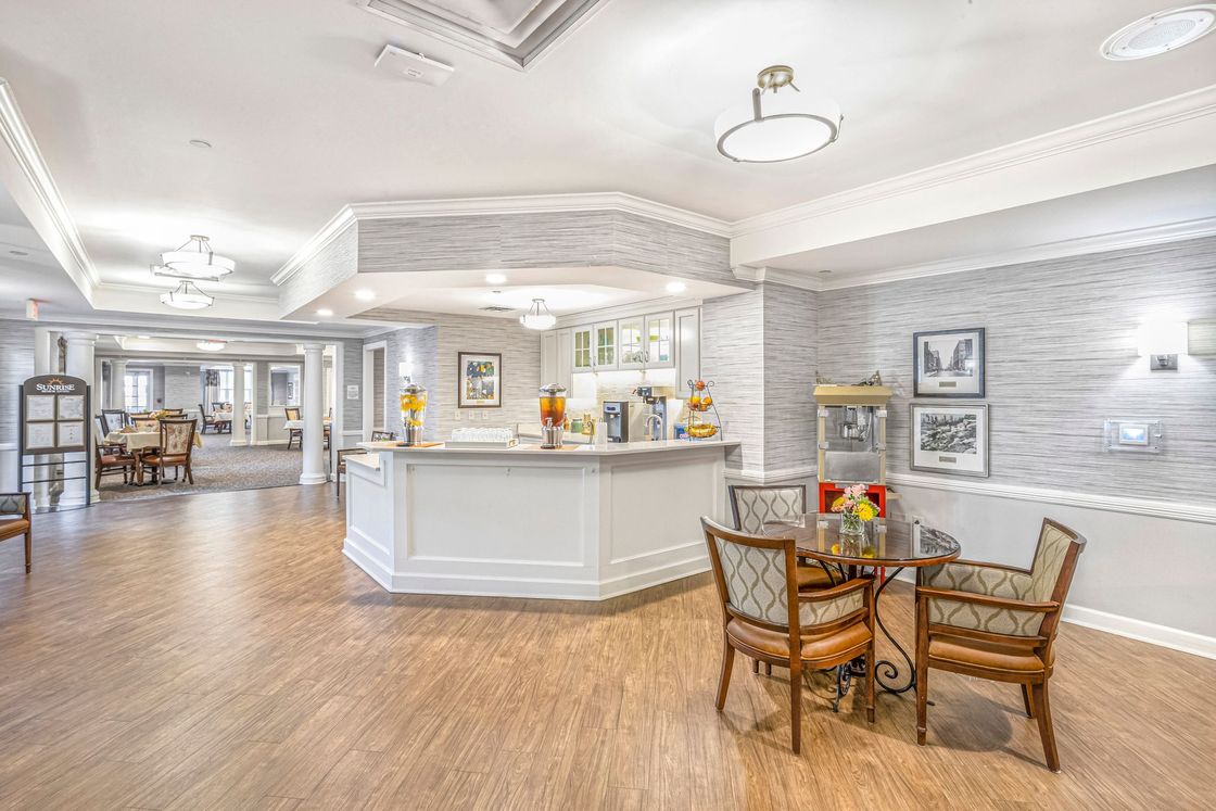 Sunrise of Leawood, Leawood, KS 4