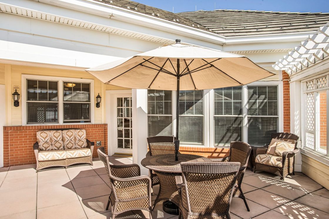 Sunrise of Leawood, Leawood, KS 5