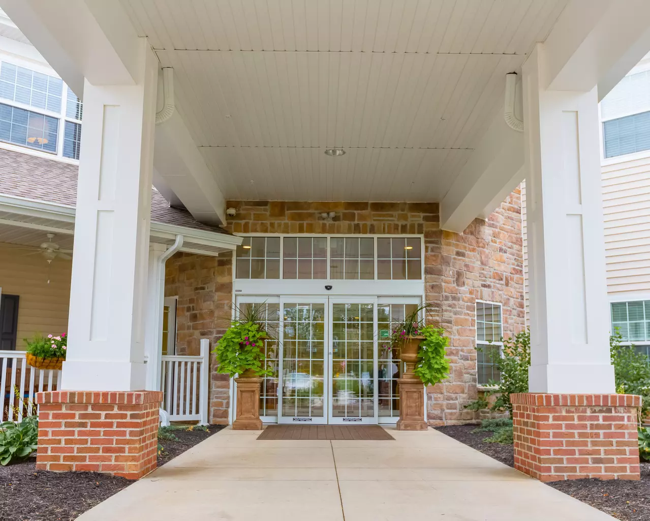 Danbury Columbus, Columbus, OH 5