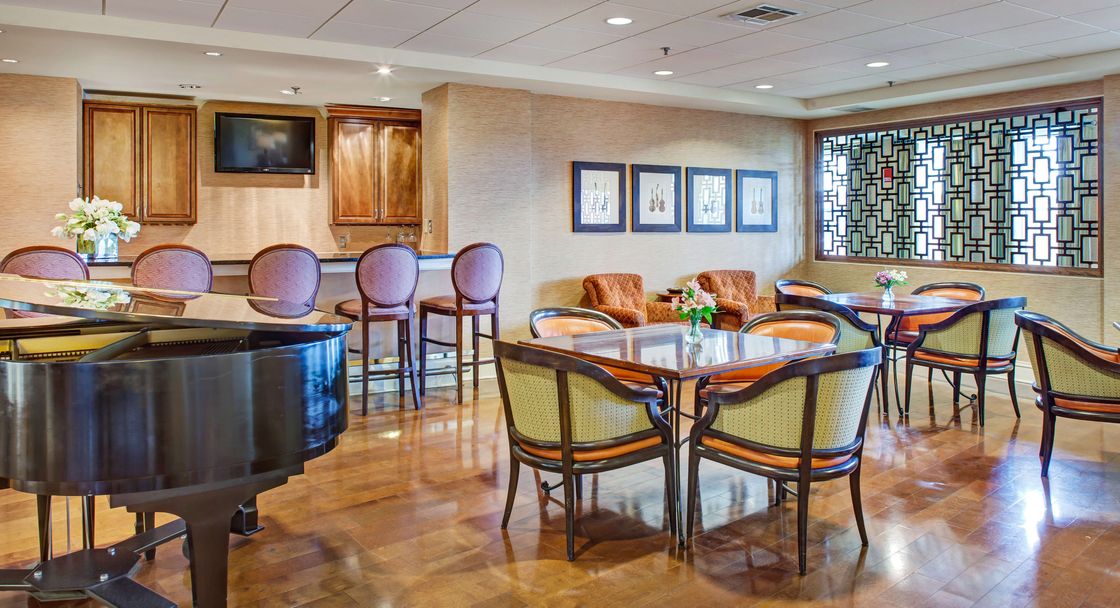 Sunrise at Huntcliff Summit I, Sandy Springs, GA 3