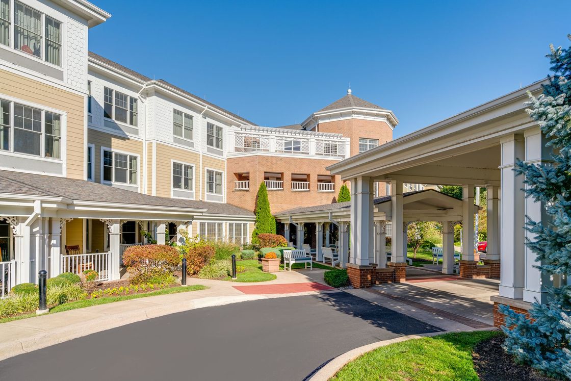 Sunrise of Louisville, Louisville, KY 5