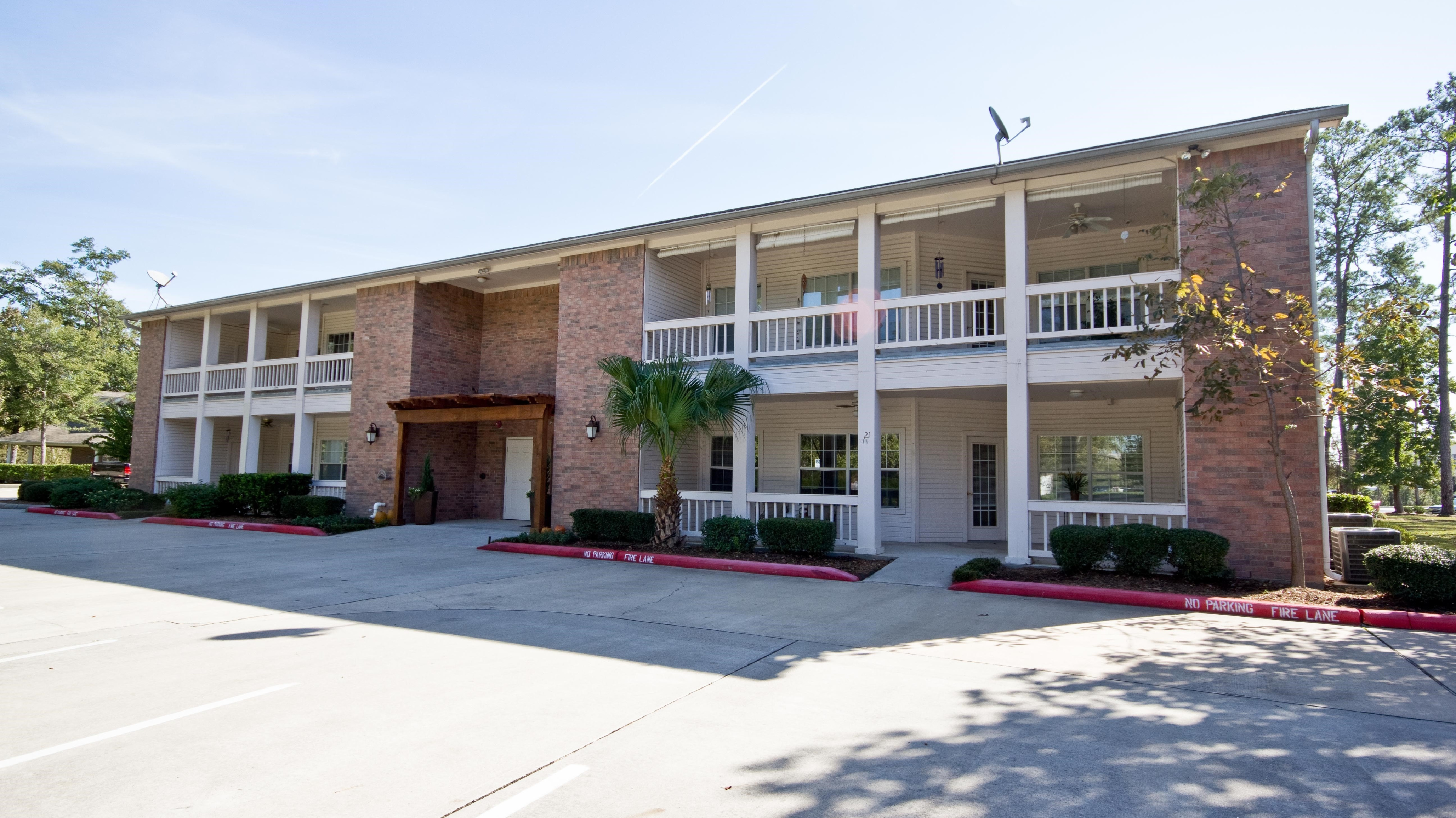 The Wellington at Conroe, Conroe, TX 2