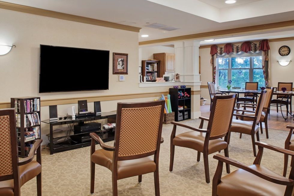 Hemsley House of Lenexa, Lenexa, KS 11