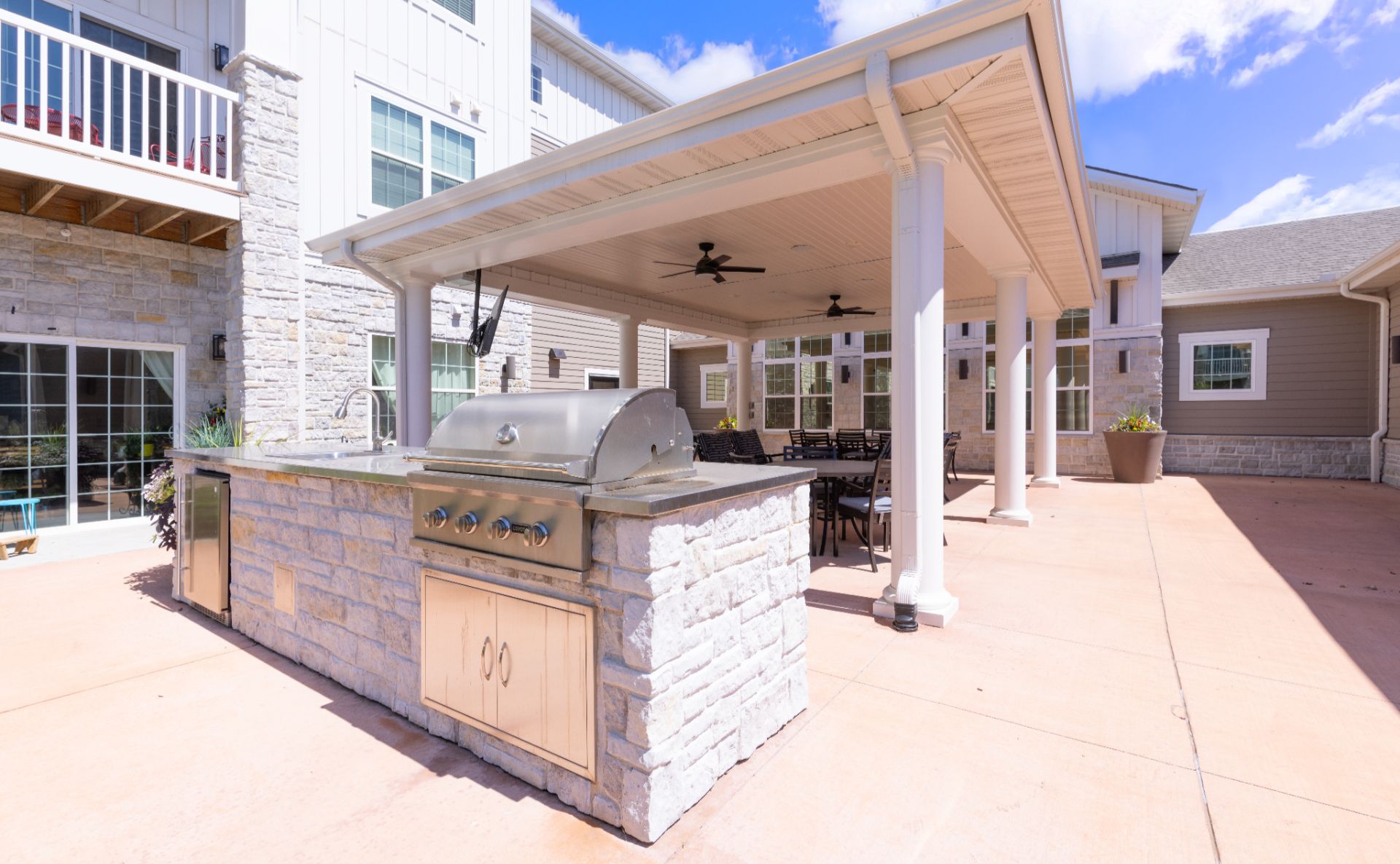 The Crestone Senior Living, Olathe, KS 18