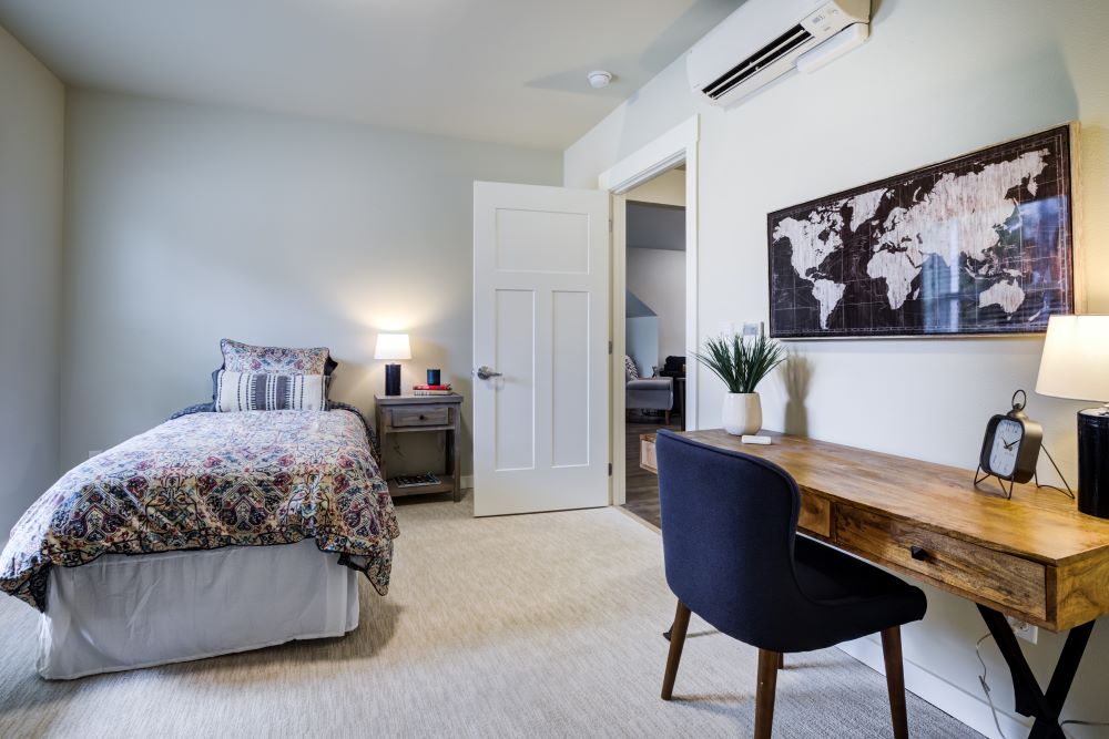 Mirror Lake Village, Federal Way, WA 9