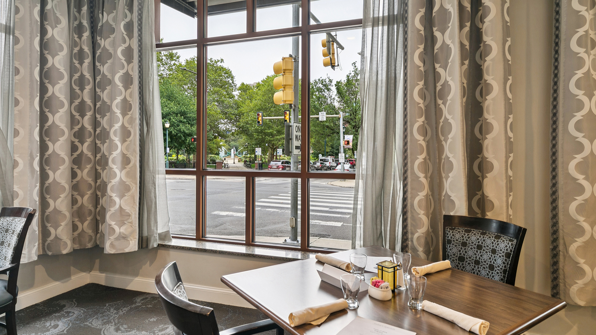 Atria Center City, Philadelphia, PA 7