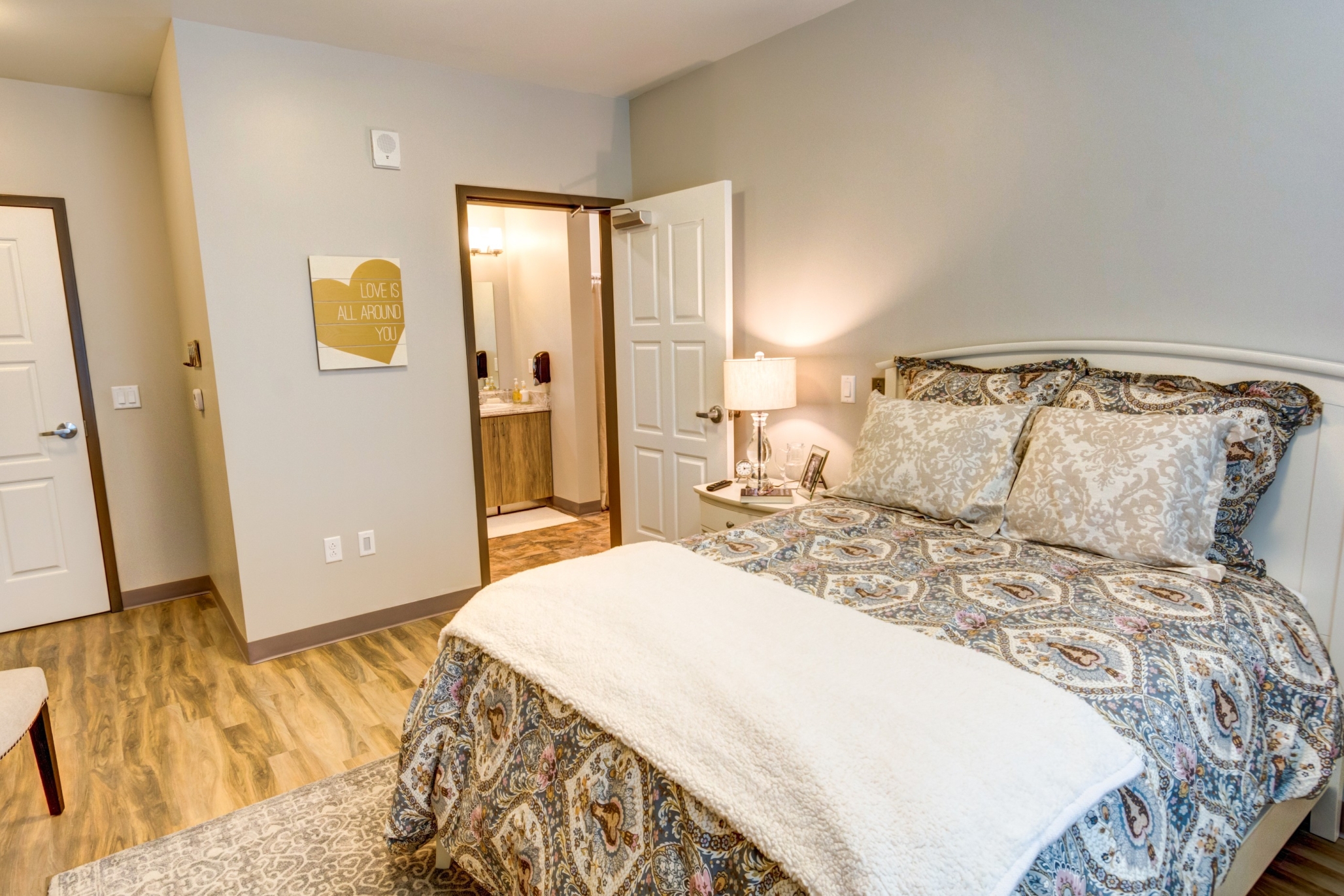 The Courte at Citrus Heights, Citrus Heights, CA 4