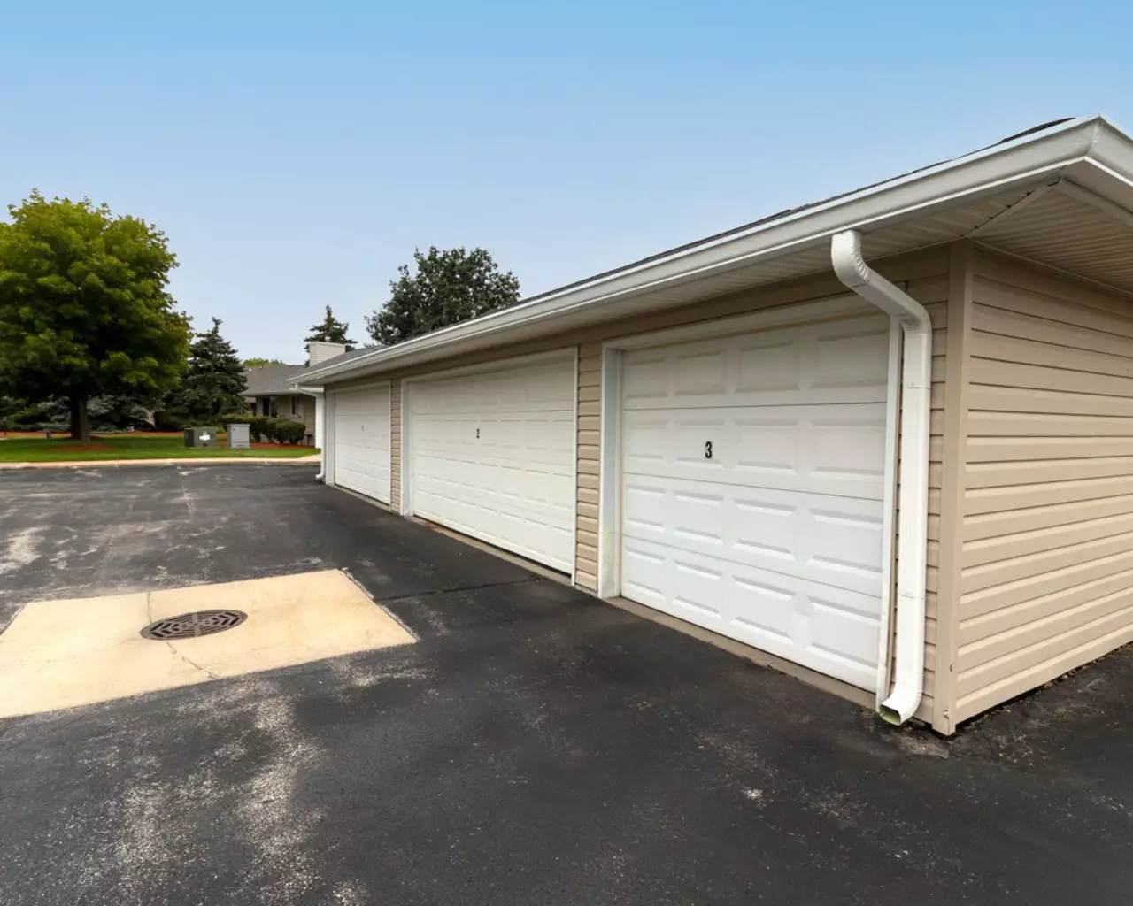 Independence Village of Saginaw (Wescourt), Saginaw, MI 11