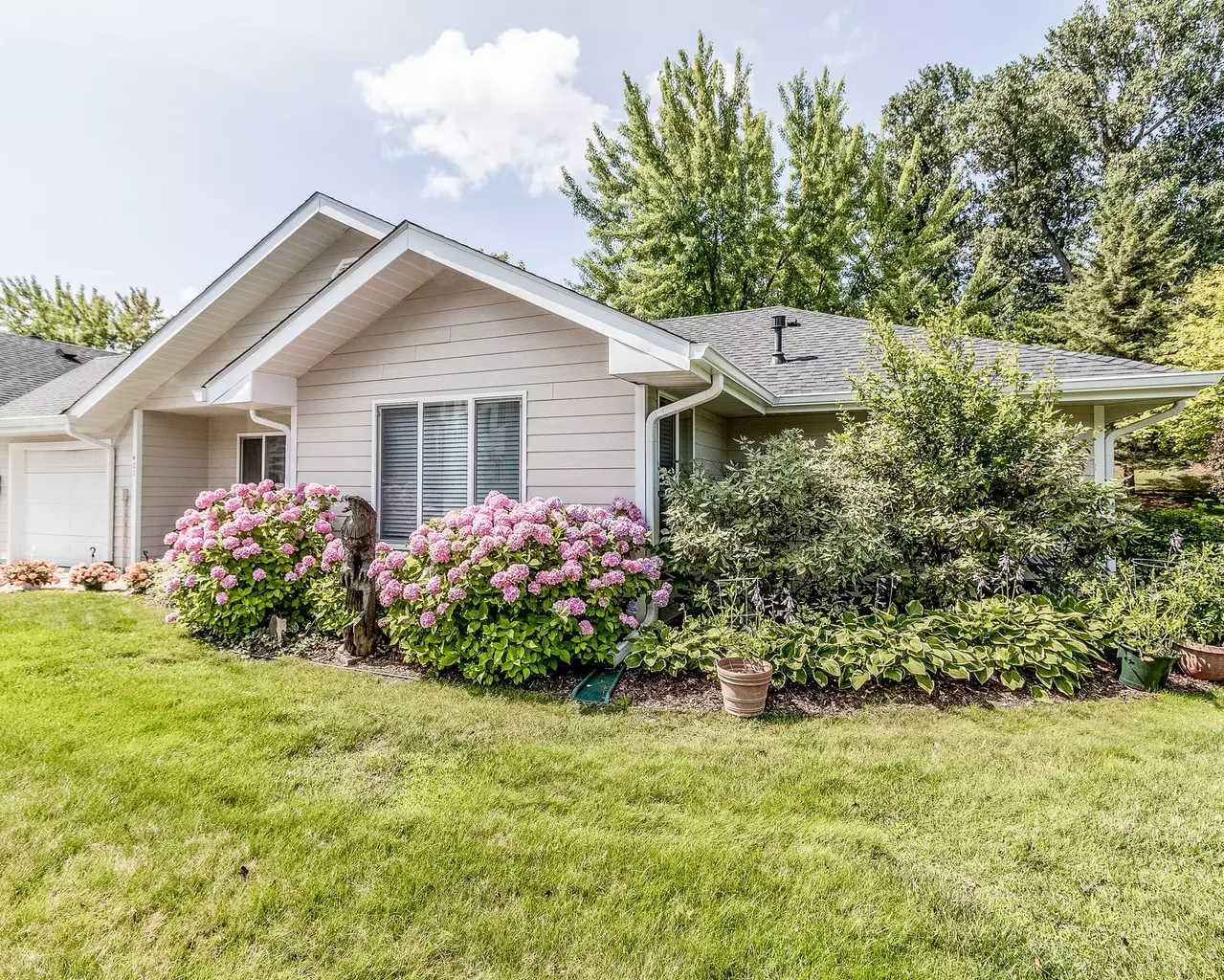 Independence Village of Traverse City (Glen Eagle), Traverse City, MI 11