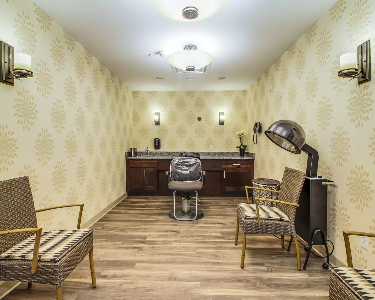 Glen Abbey Assisted Living & Memory Care 13