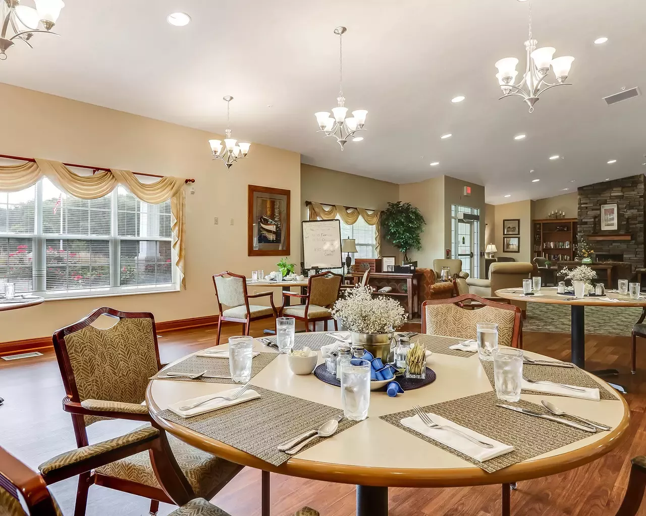 Bayfield Assisted Living & Memory Care, Bay City, MI 14