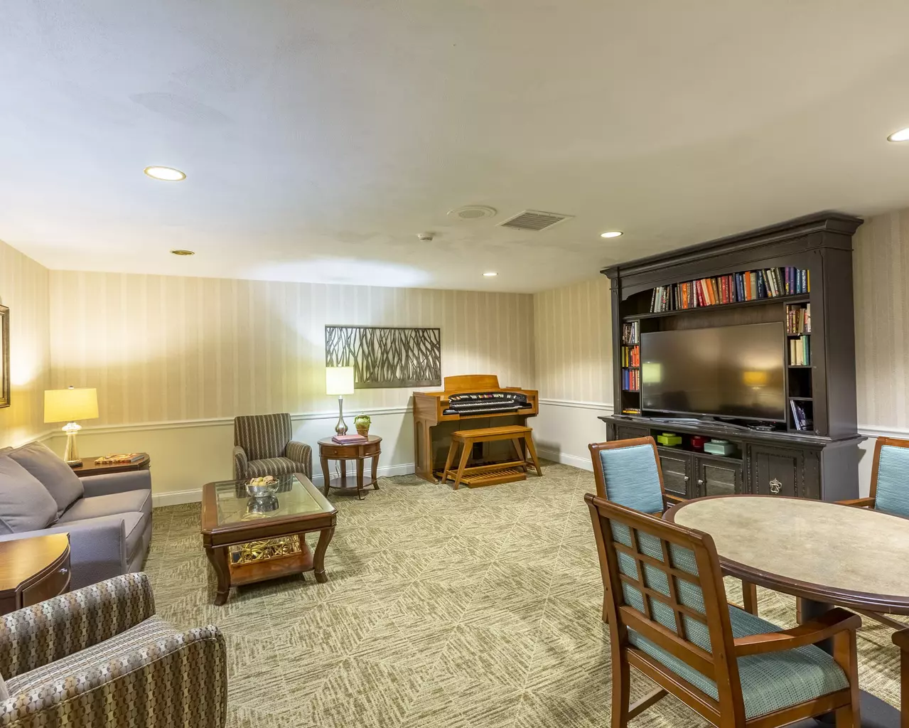 Independence Village of Avon (Prestwick), Avon, IN 14