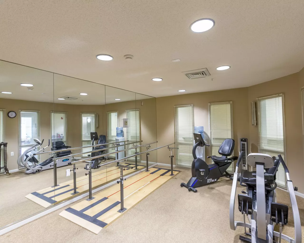 Independence Village of Brighton Valley, Brighton, MI 16