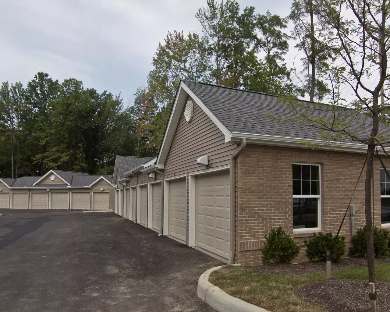 Crestwood Village Assisted Living & Memory Care, Mount Pleasant, MI 16