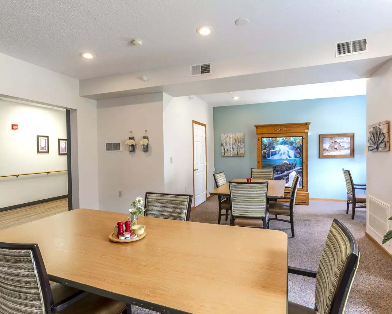 Independence Village of Pella, Pella, IA 24