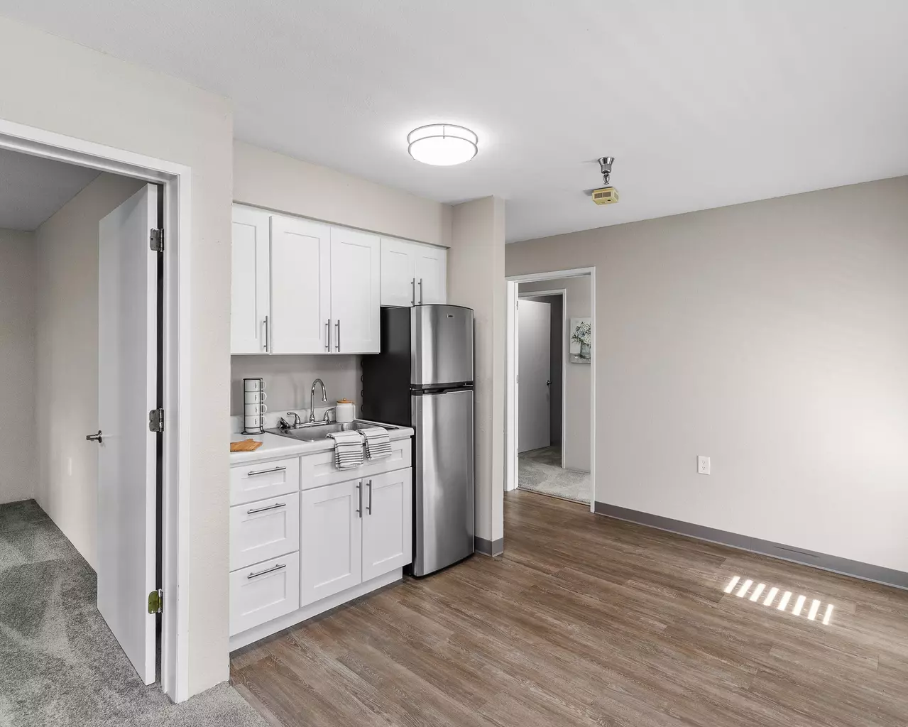 Independence Village of Des Moines (Beaverdale Estates), Des Moines, IA 35