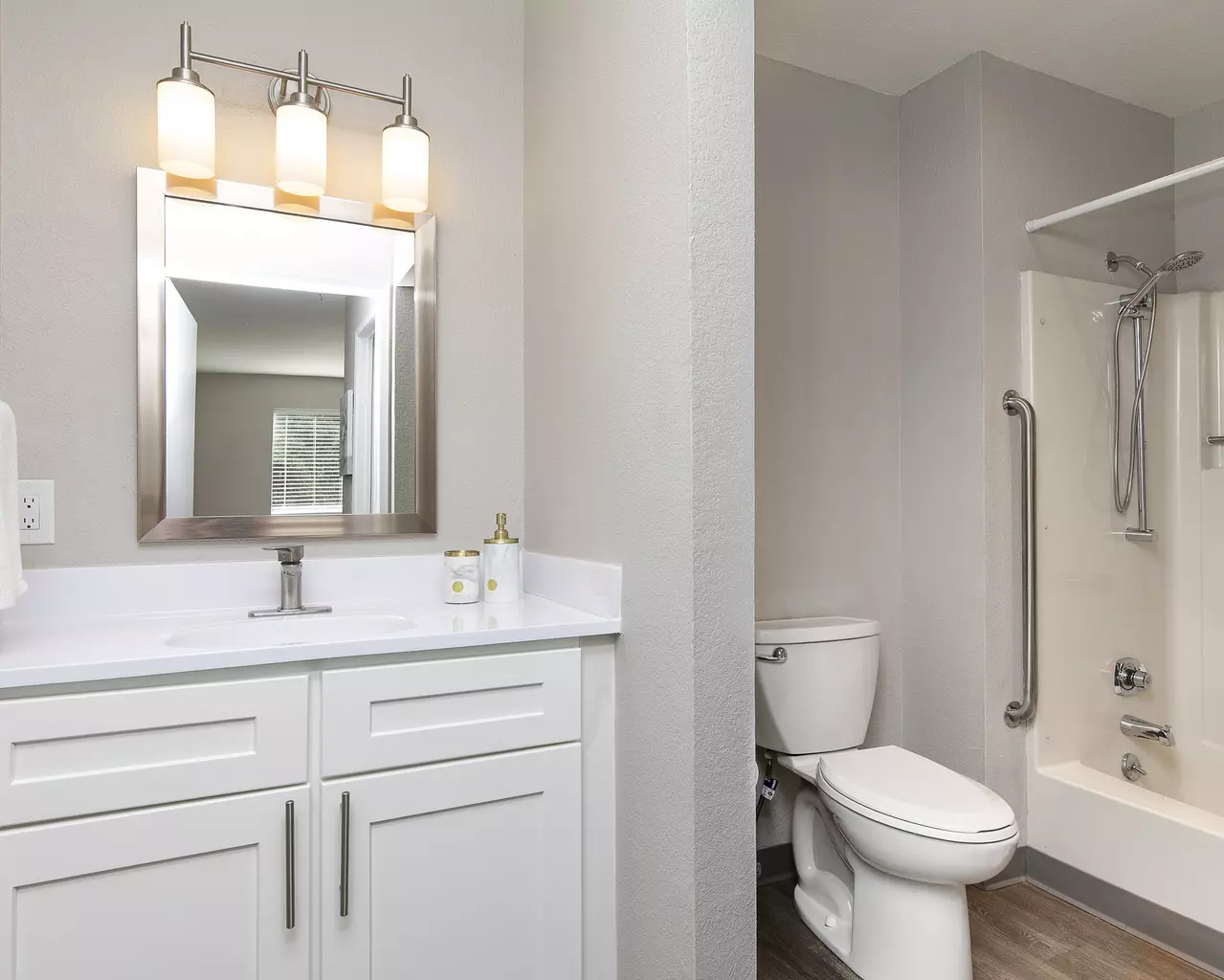 Independence Village of Des Moines (Beaverdale Estates), Des Moines, IA 41