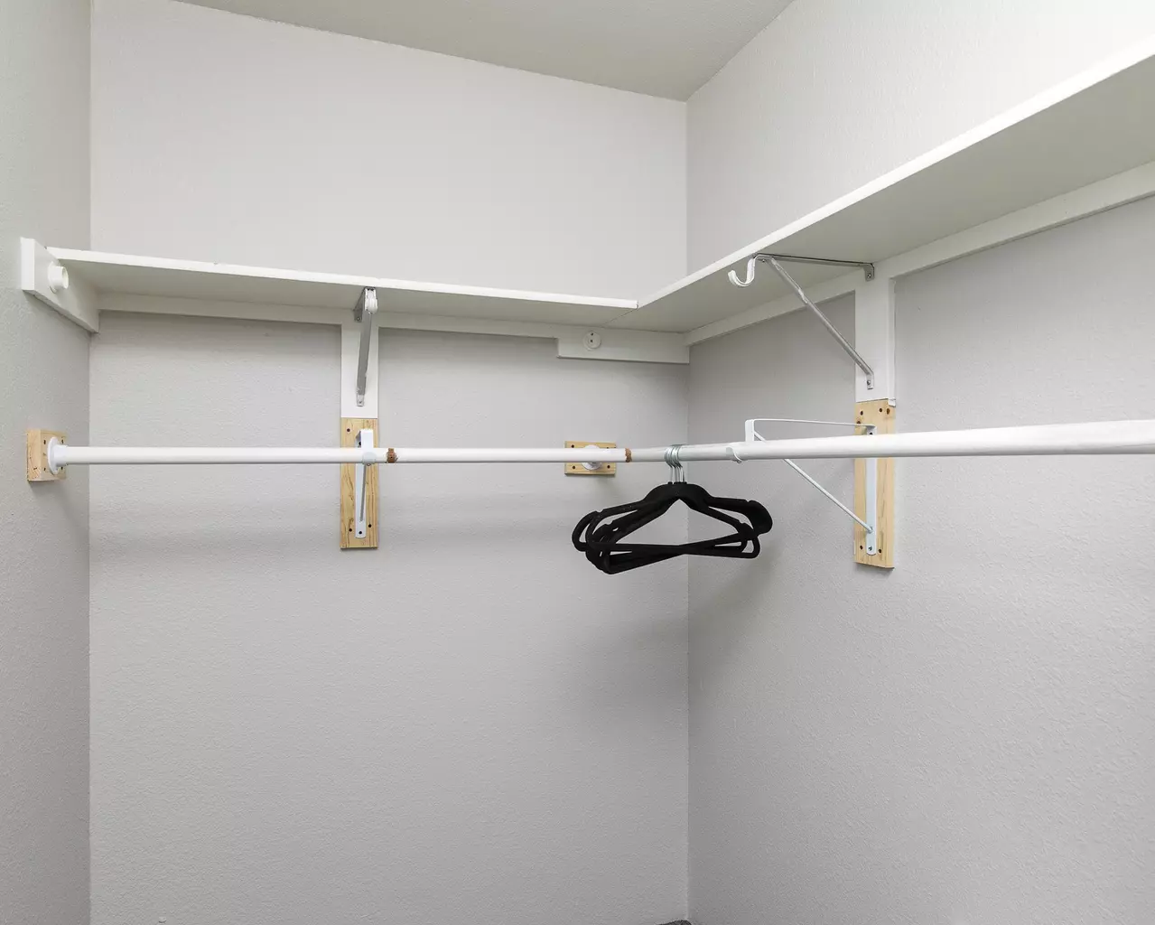 Independence Village of Des Moines (Beaverdale Estates), Des Moines, IA 43