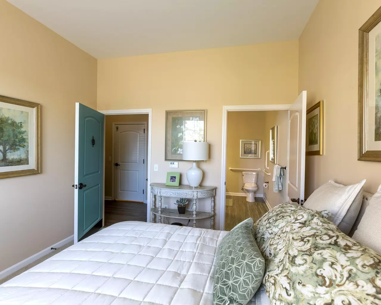 Independence Village of Fishers East, Fishers, IN 43