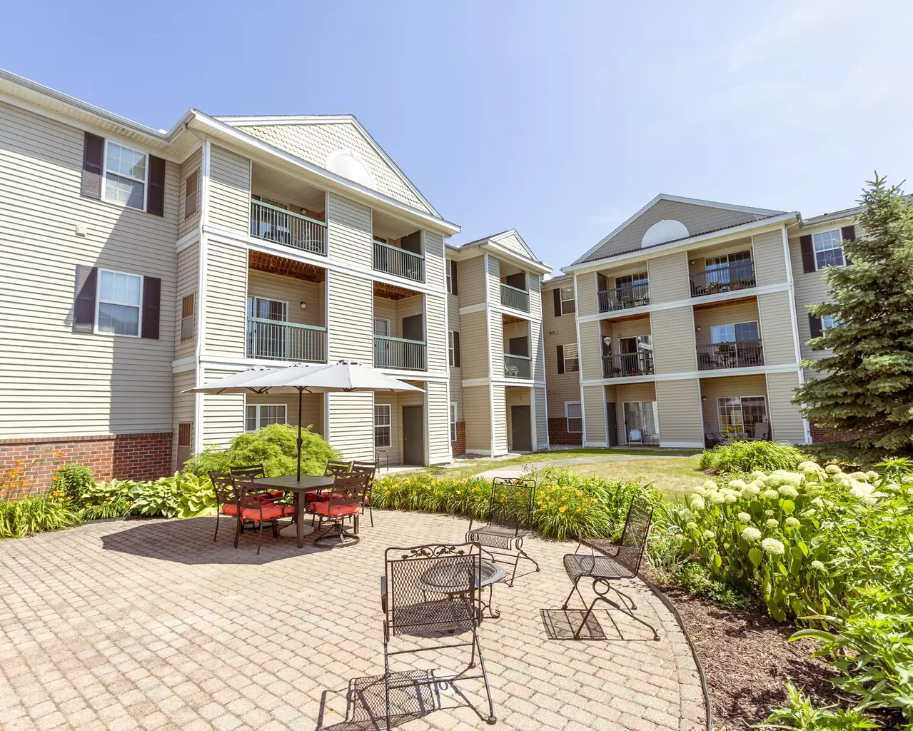 Independence Village of Brighton Valley, Brighton, MI 6