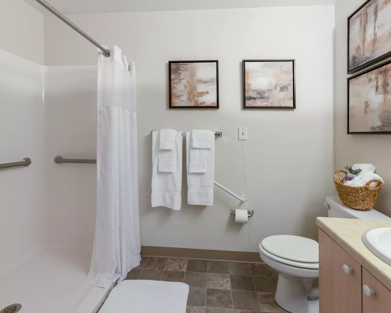 Independence Village of Avon Lake, Avon Lake, OH 63