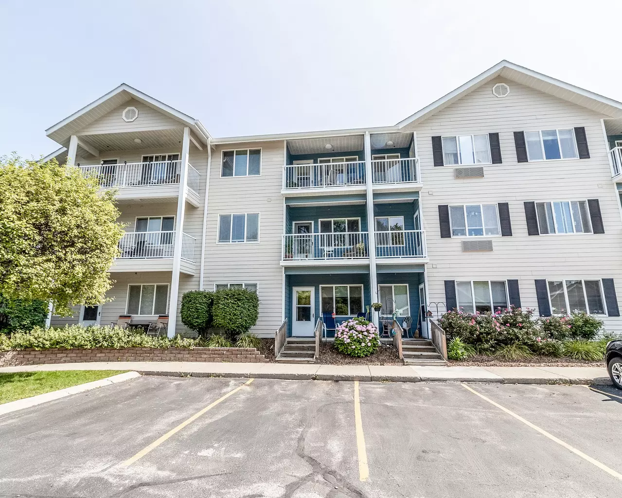 Independence Village of Traverse City (Glen Eagle), Traverse City, MI 9