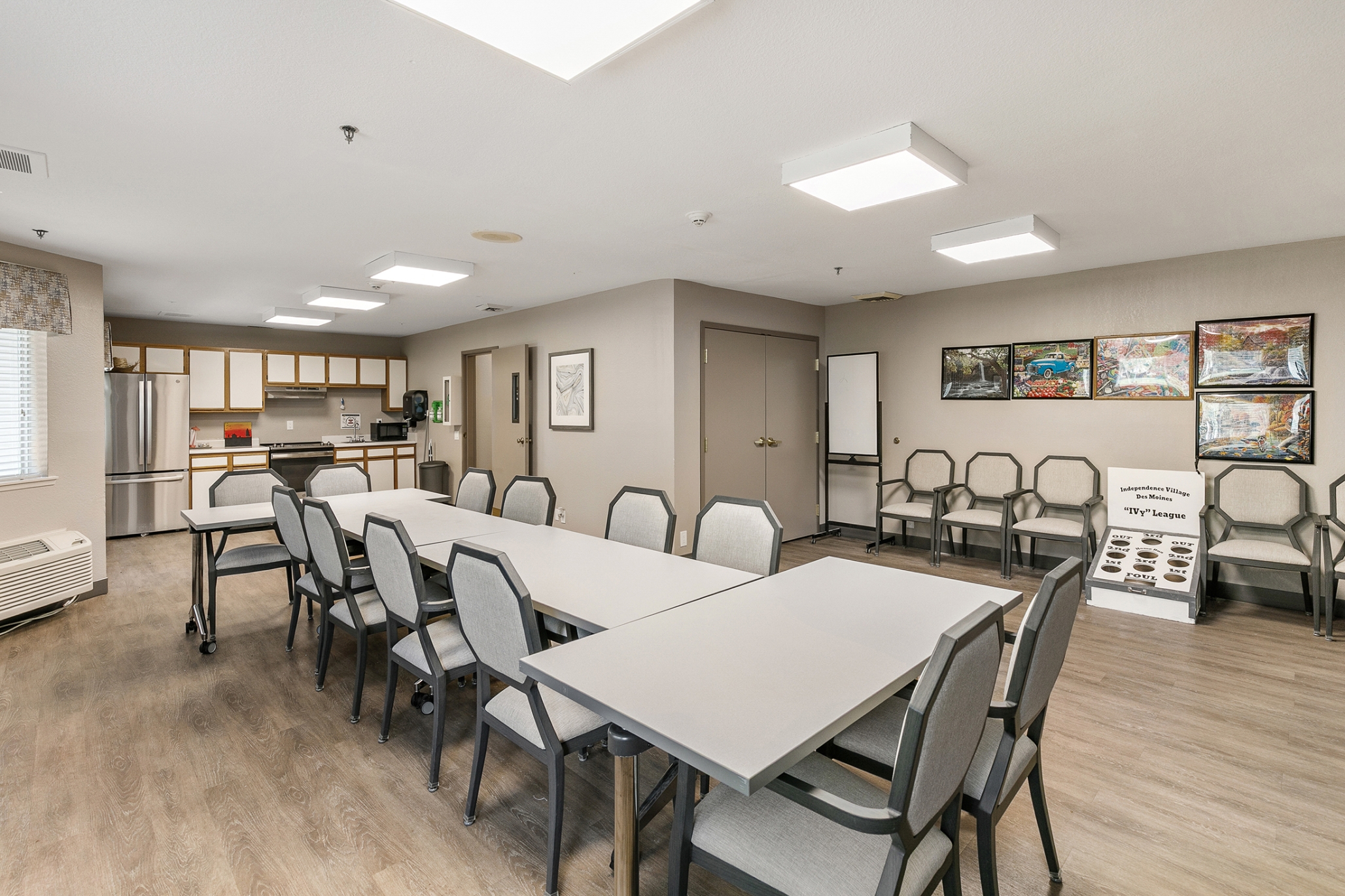 Independence Village of Des Moines (Beaverdale Estates), Des Moines, IA 38