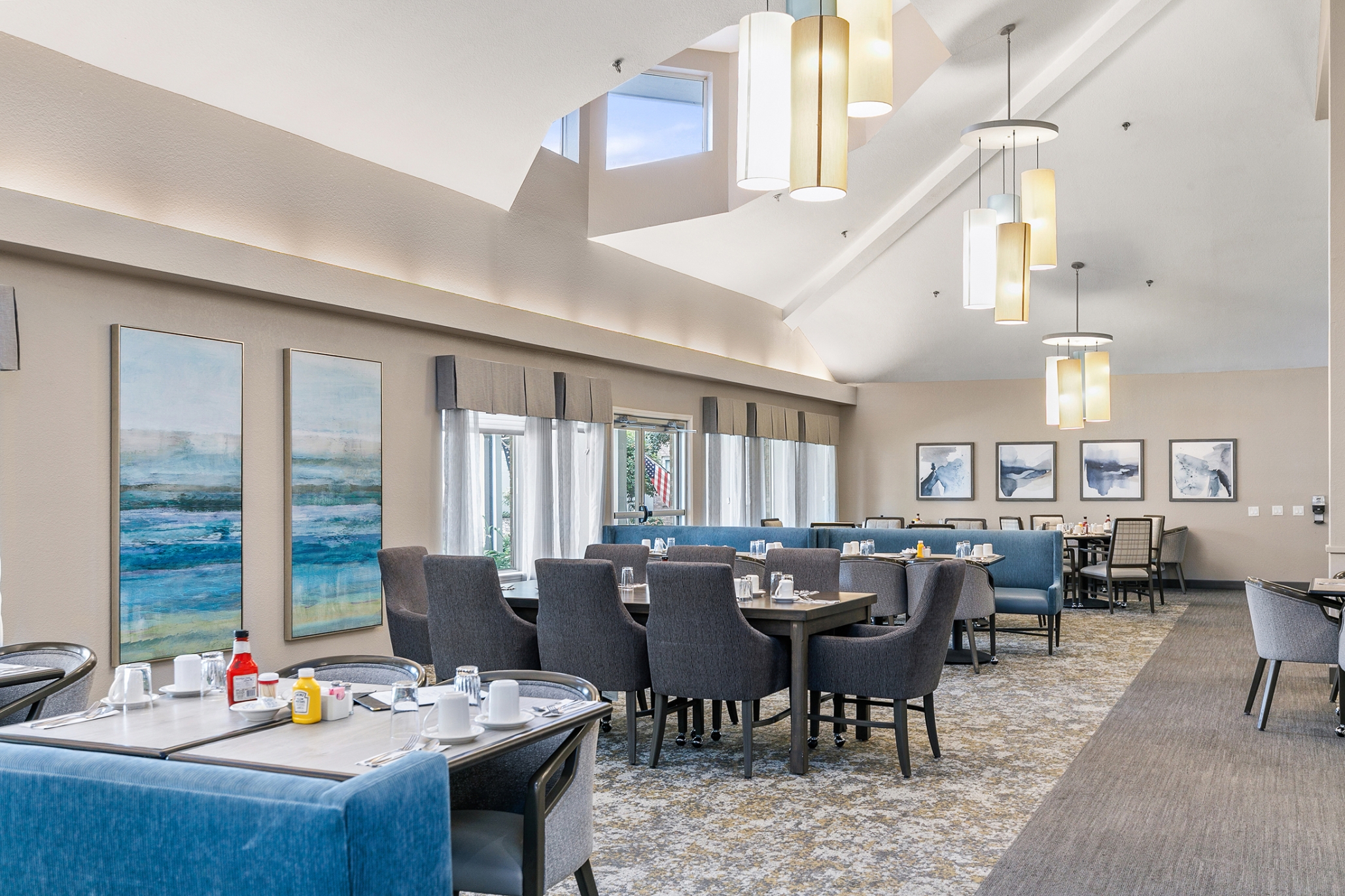 Independence Village of Des Moines (Beaverdale Estates), Des Moines, IA 25