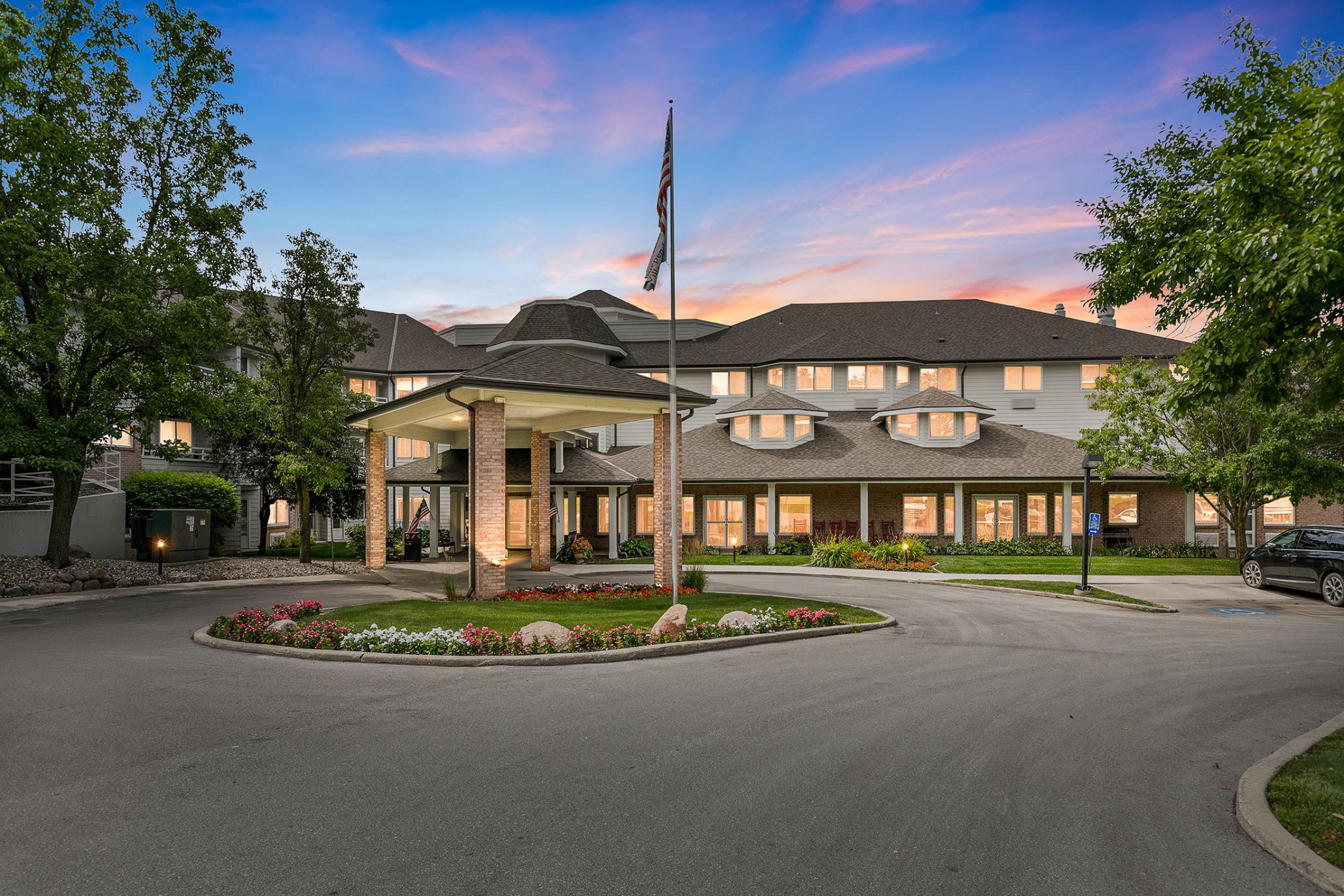 Independence Village of Des Moines (Beaverdale Estates), Des Moines, IA 2