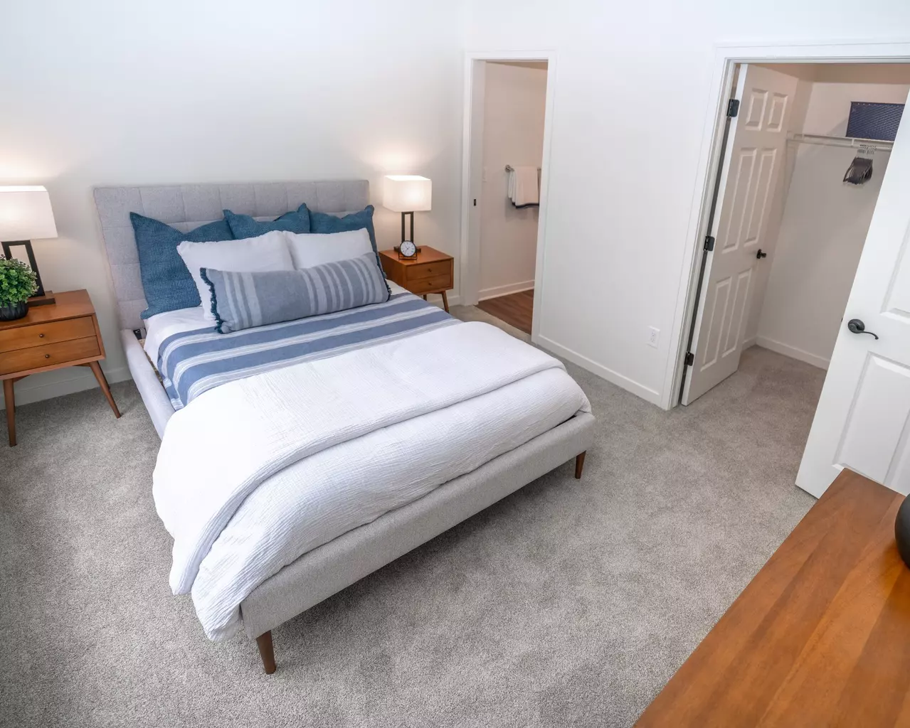 Independence Village of Madison Heights, Madison Heights, MI 32