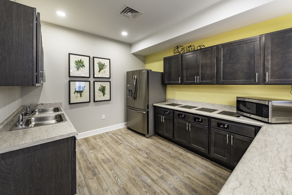 StoryPoint Livonia, Livonia, MI 60