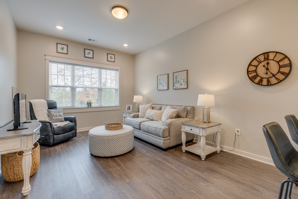 StoryPoint Northfield, Northfield, KY 75