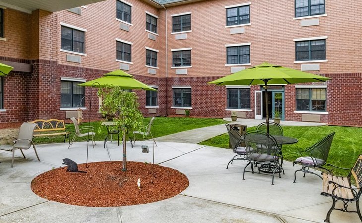 Manor at Woodside, Poughkeepsie, NY 8