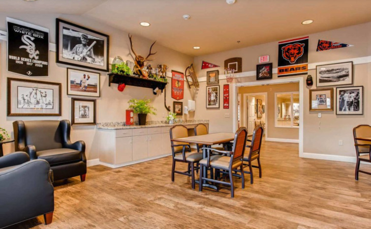 Waverly Inn, Arlington Heights, IL 6