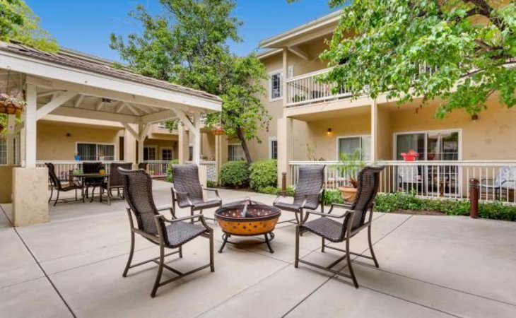 Meadowbrook at Agoura Hills, Agoura Hills, CA 11