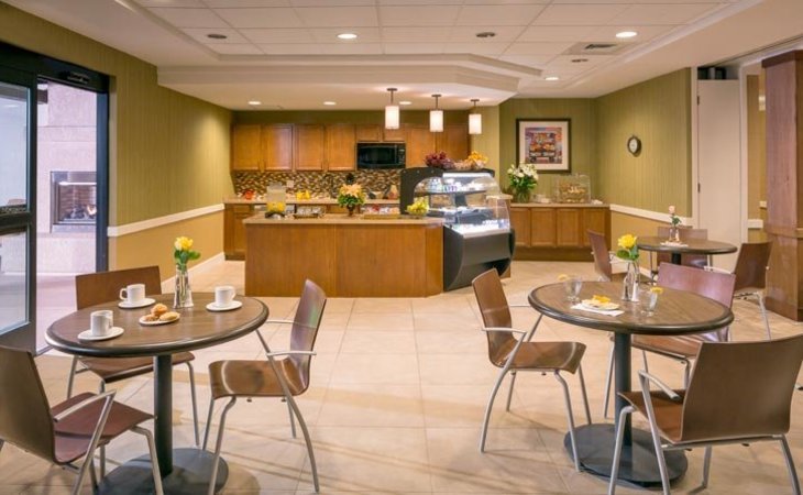 Atria Hillcrest, Thousand Oaks, CA 8