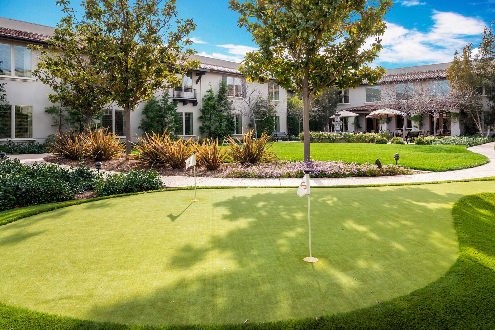 Oakmont of Santa Clarita, Santa Clarita, CA 3