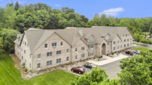 GreenTree At Westwood, Columbus, IN 8