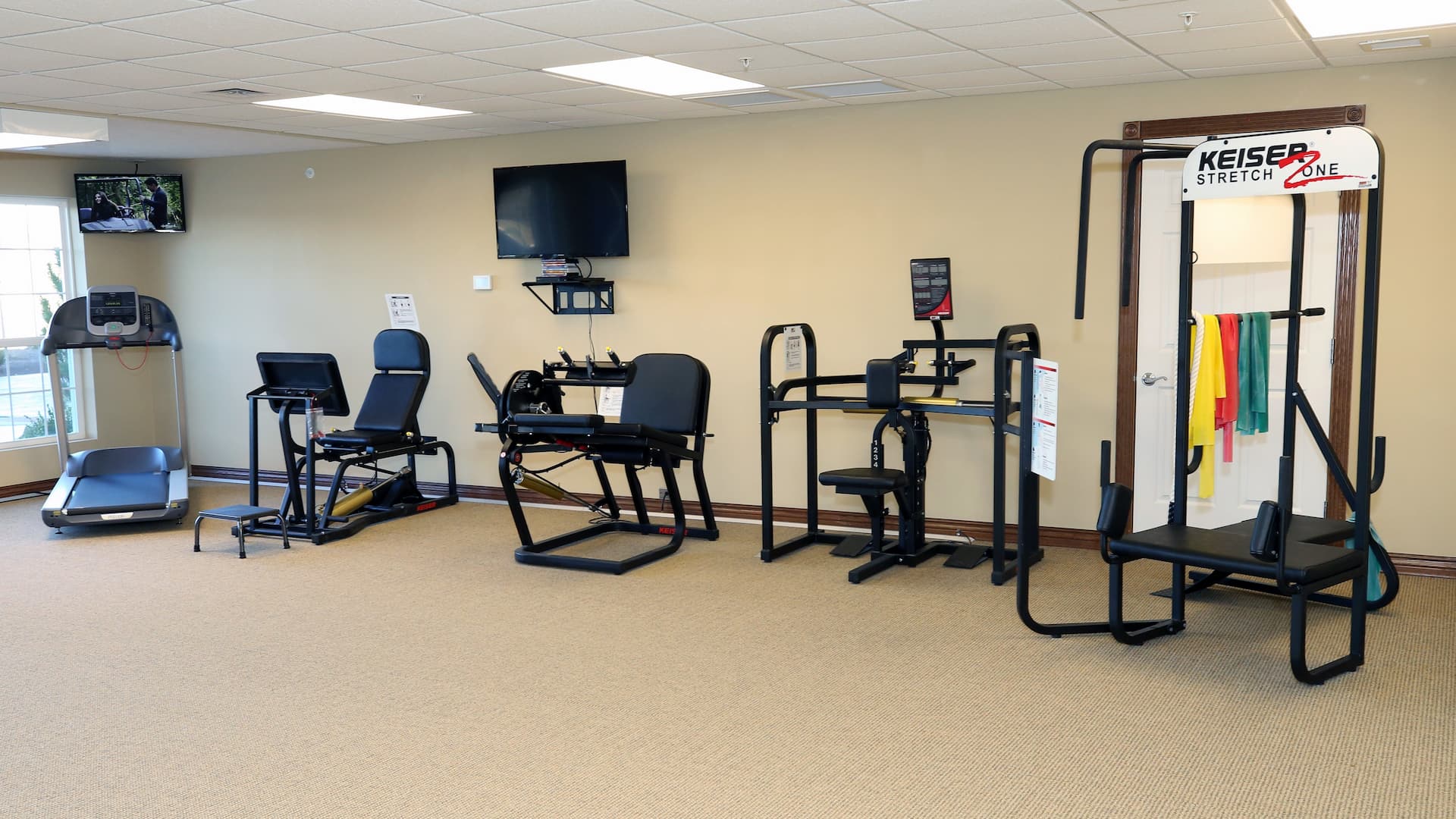 Village Crossing Retirement Community, Louisville, KY 4