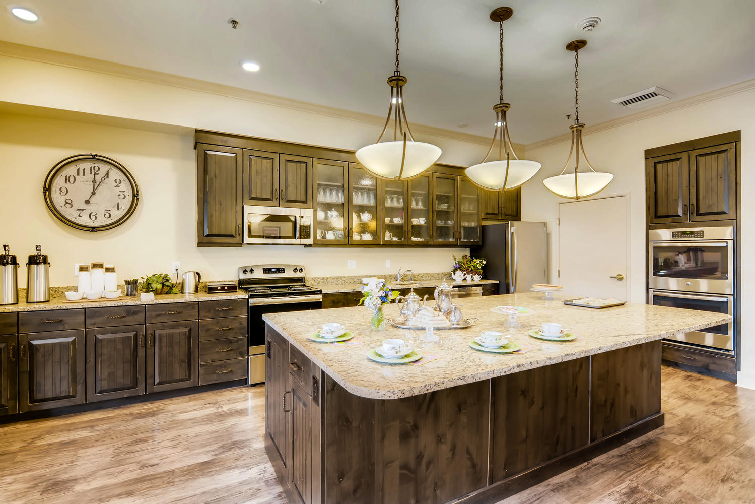 Canterbury Inn, Longview, WA 3