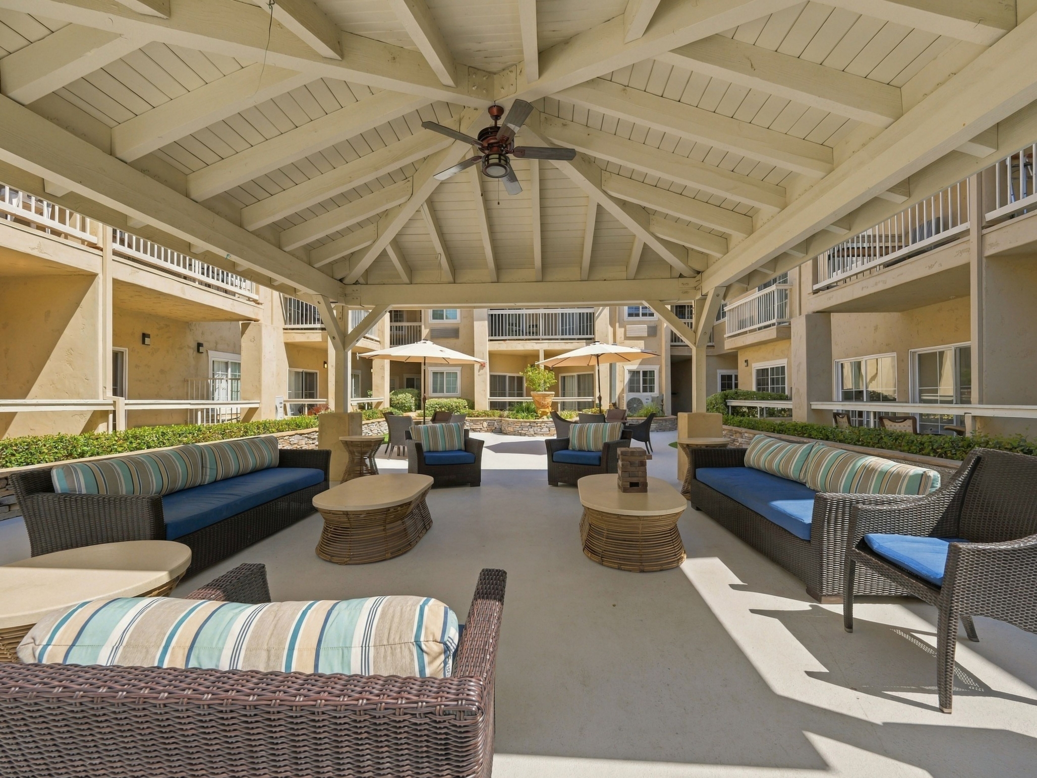 Meadowbrook at Agoura Hills, Agoura Hills, CA 10