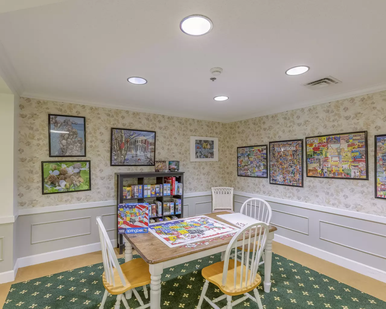 Independence Village of White Lake 27