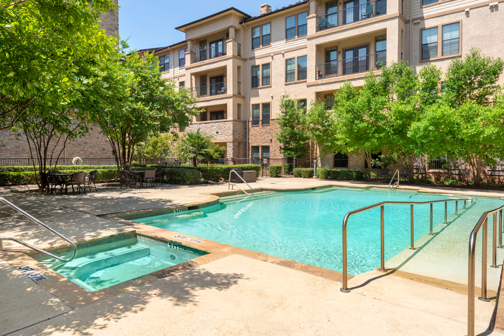 StoryPoint Carrollton at Josey Ranch, Carrollton, TX 3