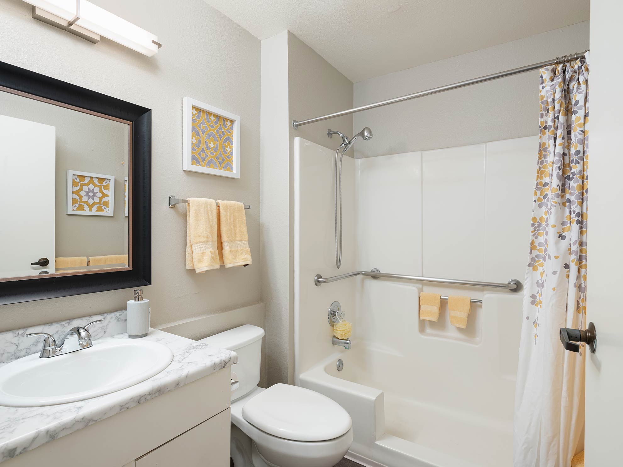 Las Villas Del Norte, Escondido, CA 7