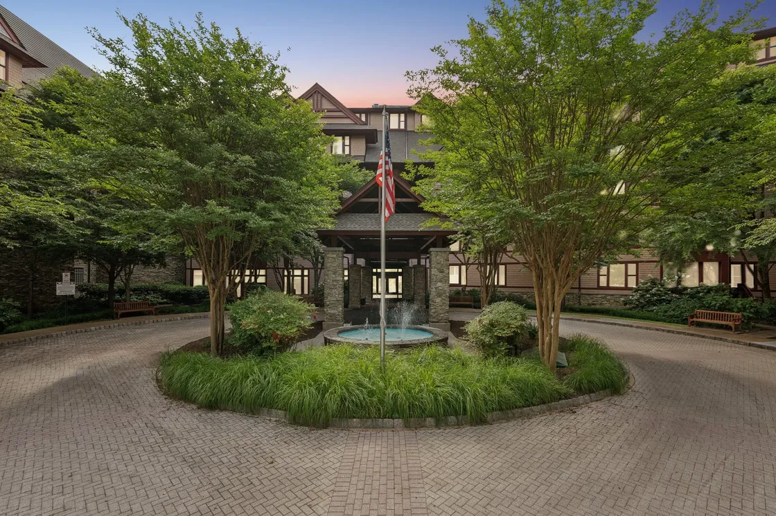 Sunrise at Fox Hill, Bethesda, MD 3