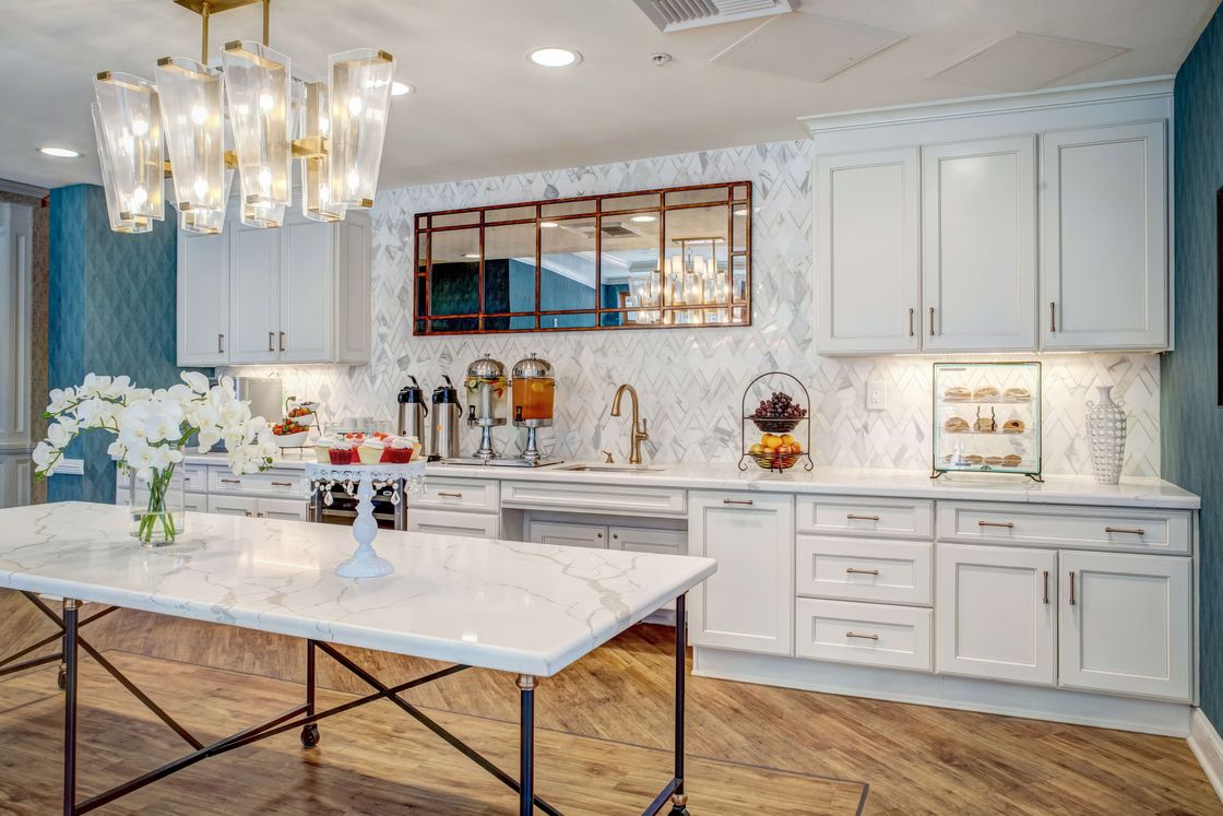 Sunrise of Beverly Hills, Beverly Hills, CA 4