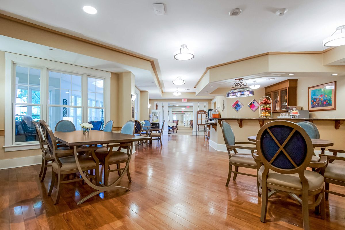 Hemsley House of Lenexa, Lenexa, KS 4